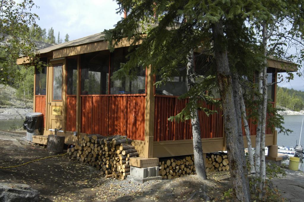 Yellow Dog Lodge, Inc. Yellowknife Exteriér fotografie