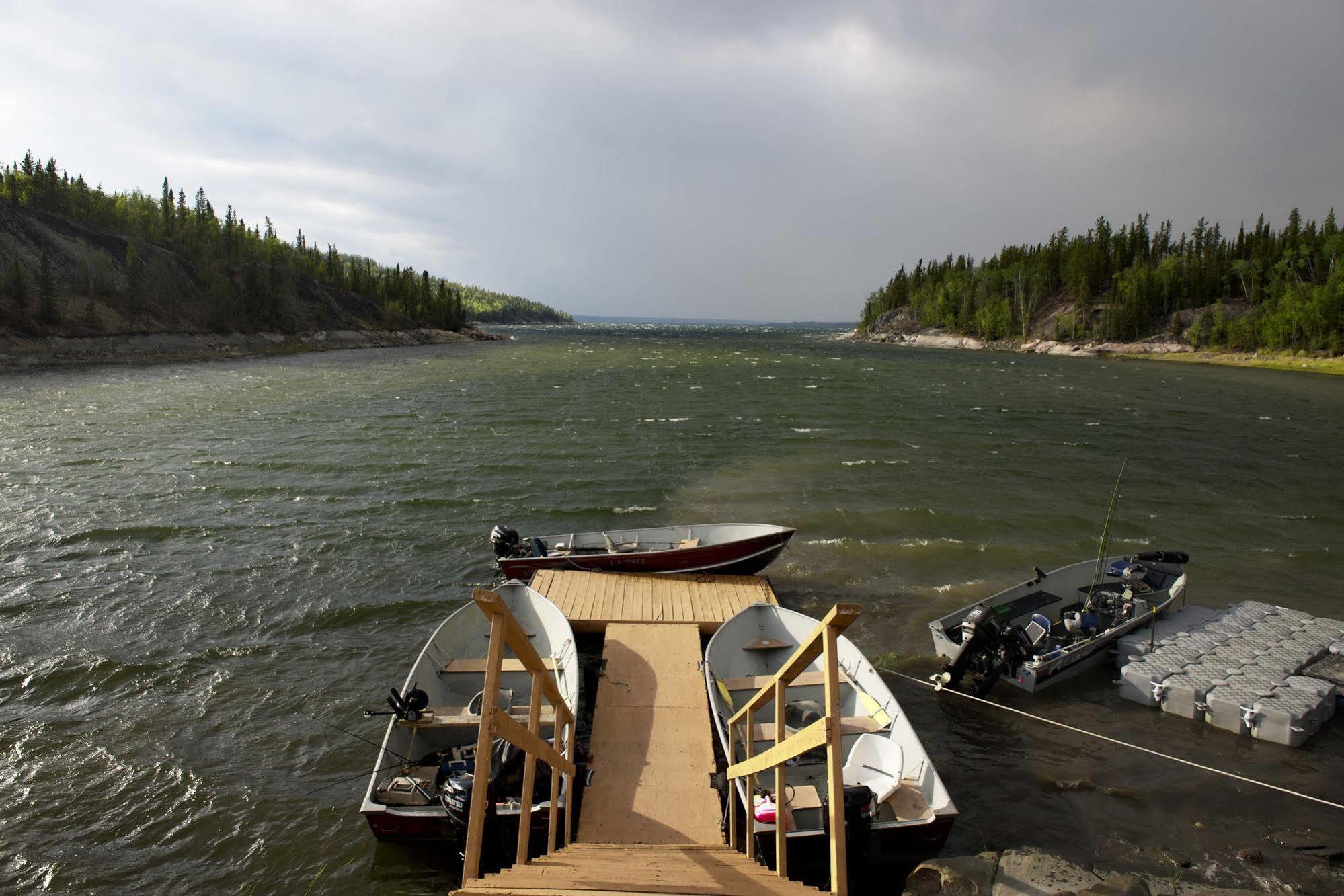 Yellow Dog Lodge, Inc. Yellowknife Exteriér fotografie