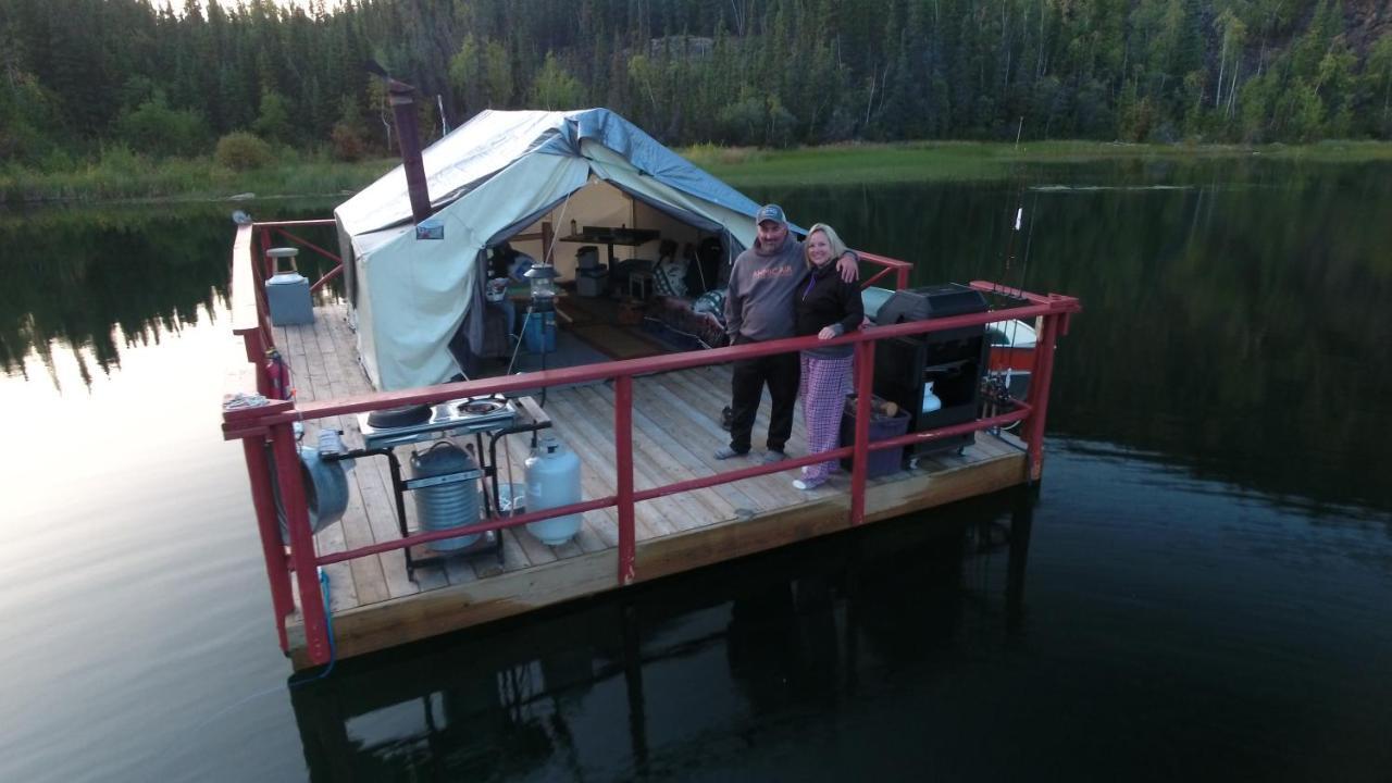 Yellow Dog Lodge, Inc. Yellowknife Exteriér fotografie